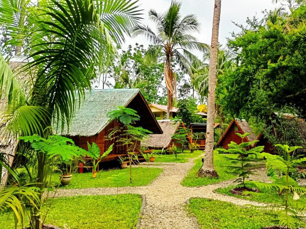 Archery-Asia Nipa Huts โมอัลโบอัล ภายนอก รูปภาพ