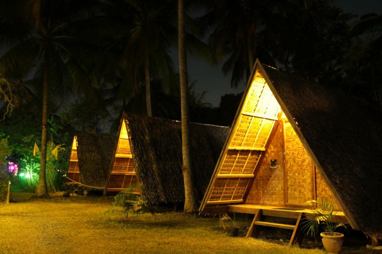 Archery-Asia Nipa Huts โมอัลโบอัล ภายนอก รูปภาพ